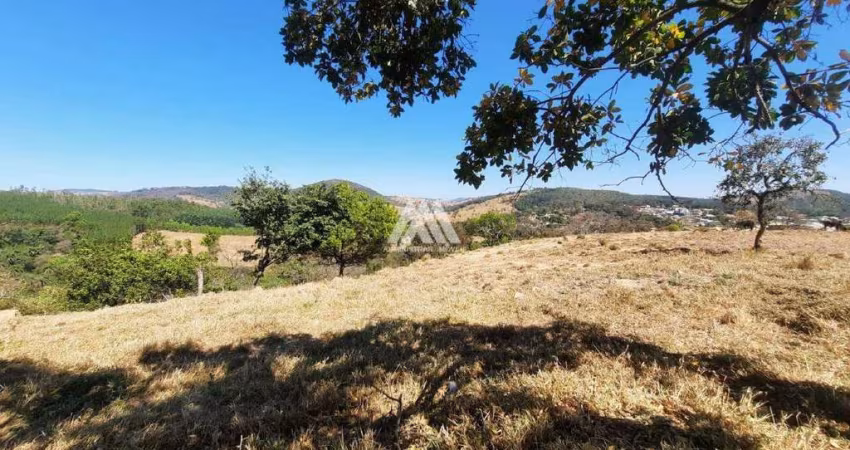 Vendo chácara em Itaúna com 2000m² com fácil localização!