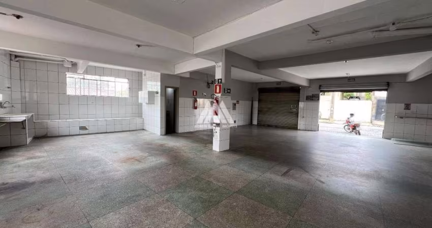 Alugo loja comercial em Itaúna com excelente localização!