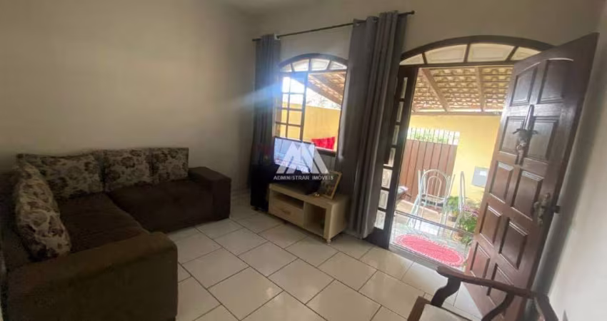 Vendo casa em Itaúna em excelente localização!