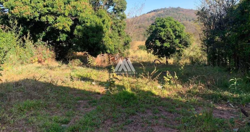 Vendo lote em Itaúna com ótima localização!
