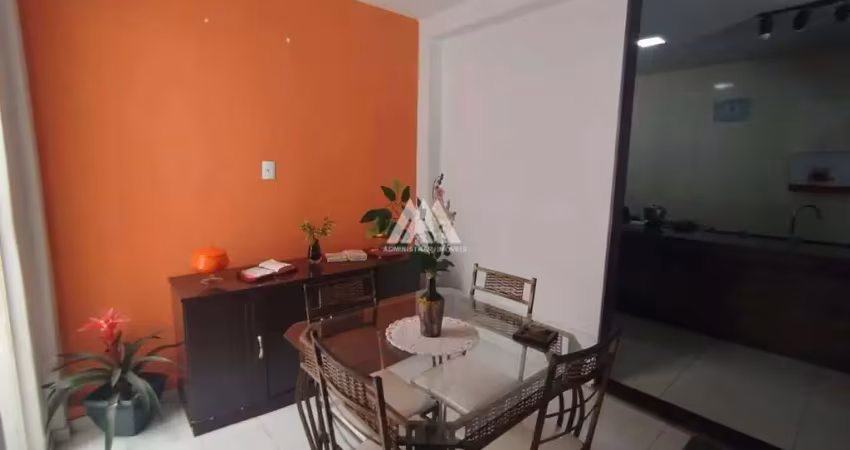 Vendo casa em Itaúna em excelente localização!