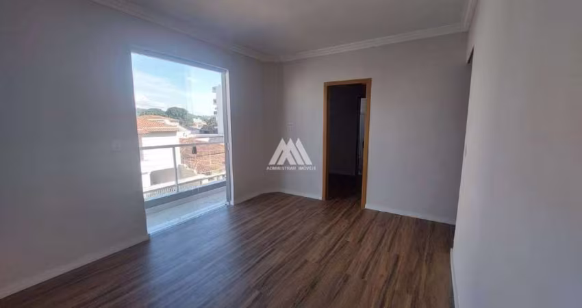 Vendo apartamento em Itaúna com excelente localização próximo ao centro!