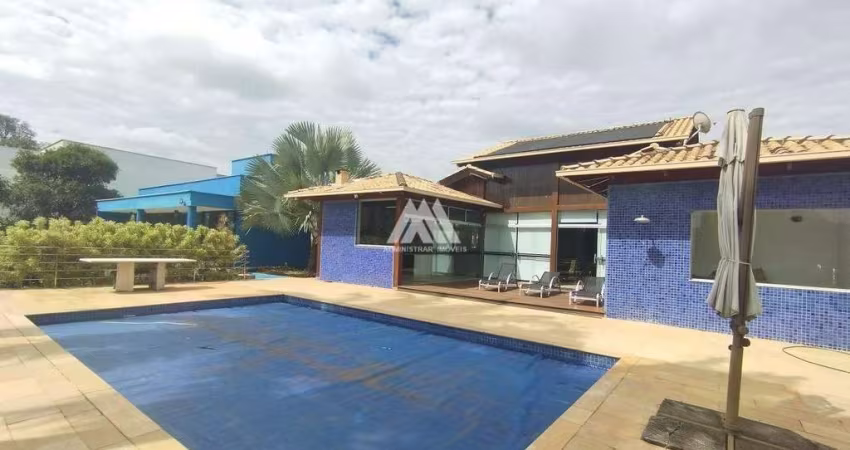 Vendo casa em Itaúna em condomínio fechado com excelente localização!