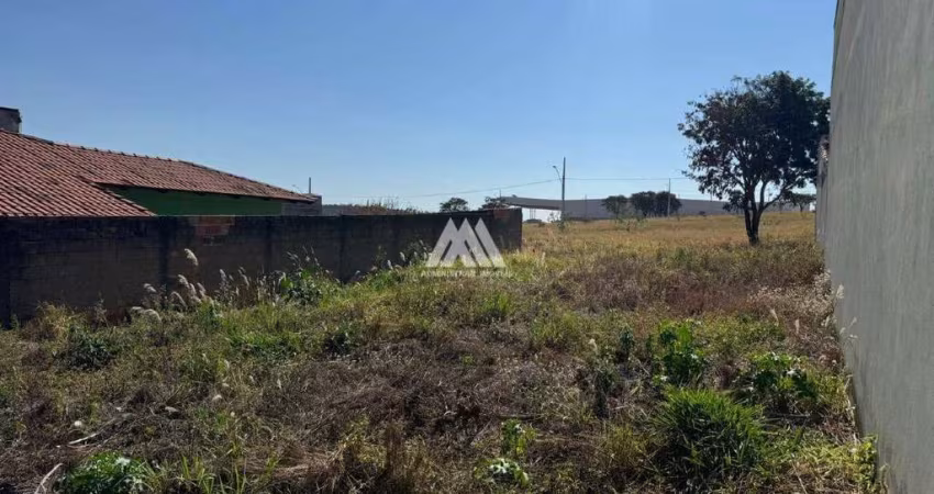 Vendo lote em Itaúna com registro e escritura em ótima localização