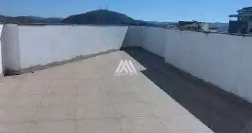 Vendo cobertura em Itaúna com localização em região central!
