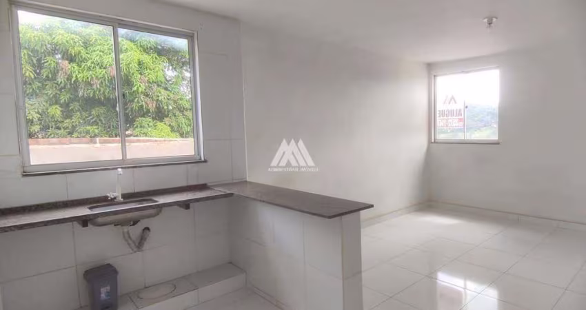 Alugo apartamento em Itatiaiuçu com 02 quartos excelente localização.
