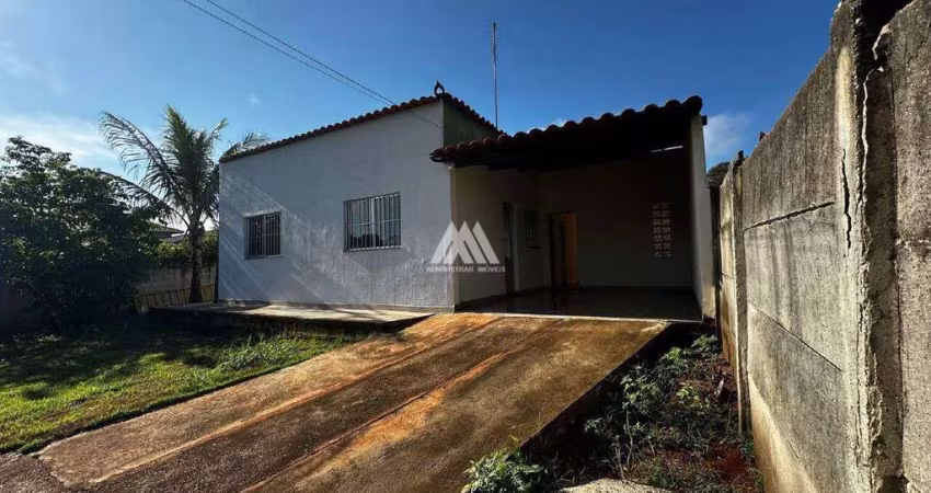 Vendo chácara de 1000m²com excelente localização.