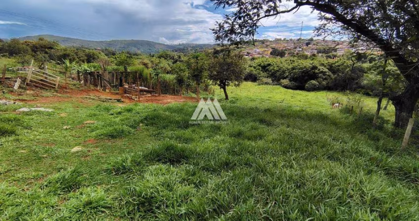 Vendo terreno em Itatiaiuçu de 2.200m² com excelente localização.