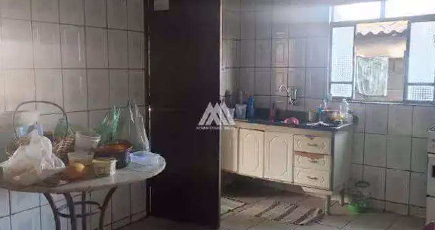 Casa com 2 quartos à venda no São Francisco, Itatiaiuçu 