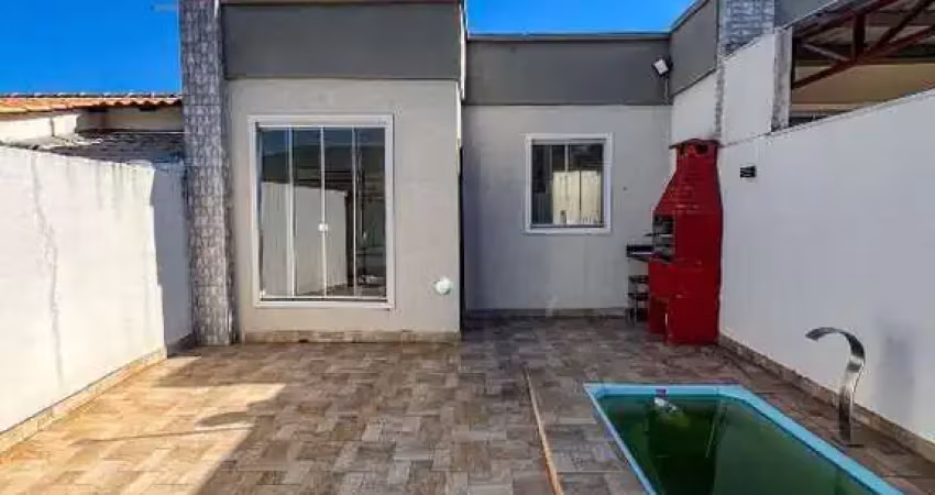 Casa á venda sendo germinada e ótima localização em igarapé mg!