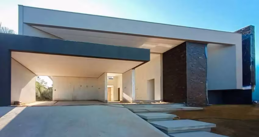 Casa em excelente condomínio com 03 súites á venda em igarapé-mg!