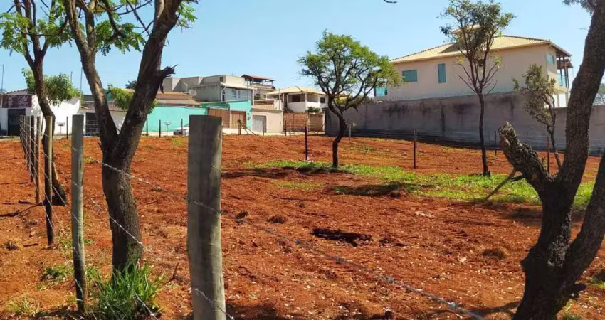 Lote a venda 390m² de esquina com escritura e registro em igarapé mg!