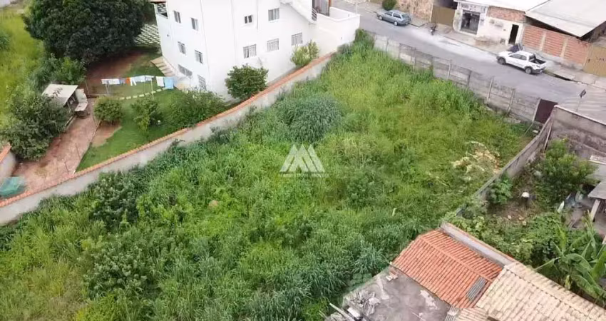 Terreno em condomínio fechado à venda no Padre Eustáquio, Itaúna 