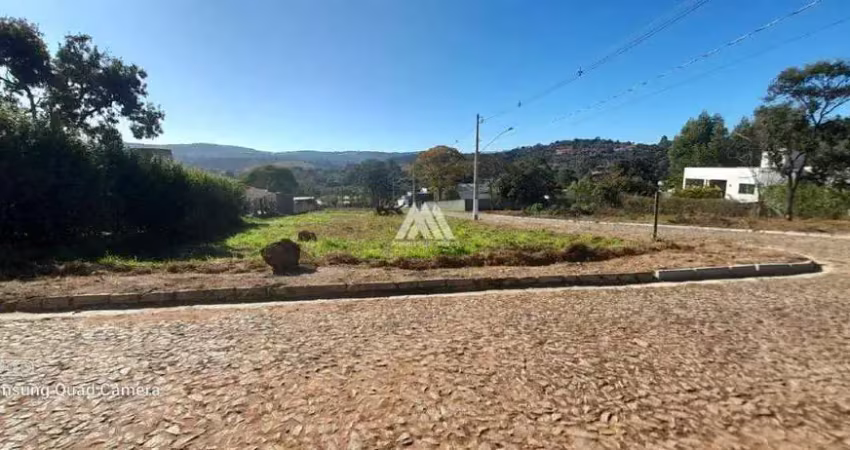 Terreno em condomínio fechado à venda no Condomínio Recanto dos Pássaros, Itaúna 