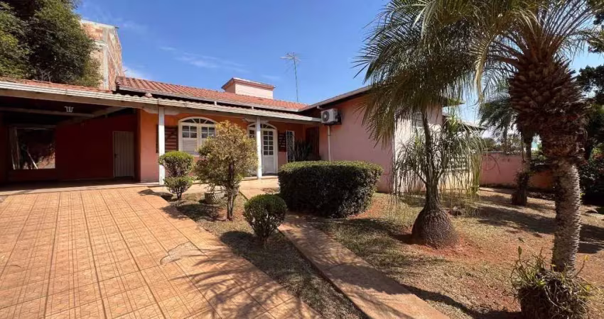 Casa residencial/comercial com 03 quartos em são joaquim de bicas-mg!