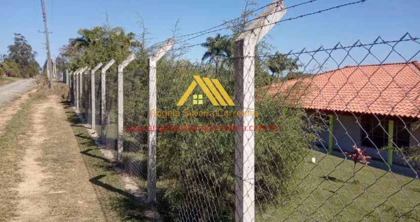 Chácara para Venda em Araçoiaba da Serra, Campo Do Meio, 3 dormitórios, 1 suíte, 4 banheiros, 8 vagas