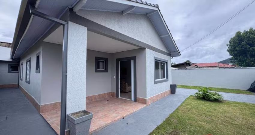 Casa com 3 dormitórios à venda, 135 m² por R$ 800.000,00 - Centro - Bertioga/SP