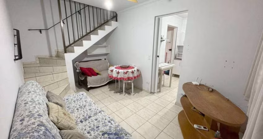 Village com 2 dormitórios à venda, 63 m² por R$ 400.000,00 - Vila Itapanhau - Bertioga/SP