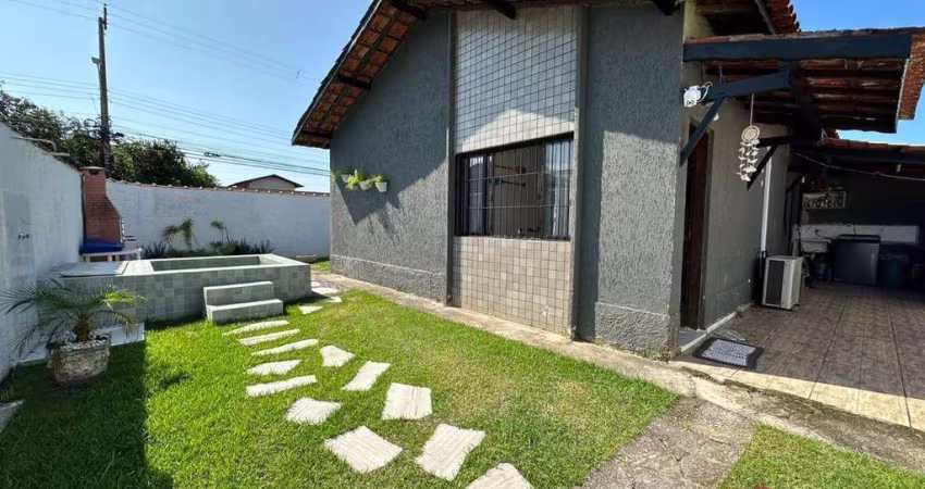 Casa com 2 dormitórios à venda, 61 m² por R$ 650.000,00 - Vila Itapanhau - Bertioga/SP