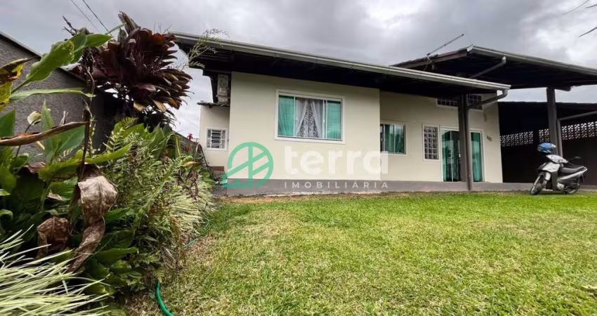 Casa com 3 quartos à venda no Carijós, Indaial 