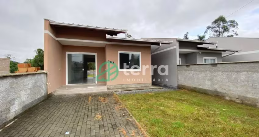 Casa com 2 quartos para alugar no Warnow, Indaial 