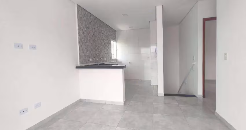 Casa com 2 dormitórios à venda, 51 m² por R$ 310.000,00 - Maracanã - Praia Grande/SP