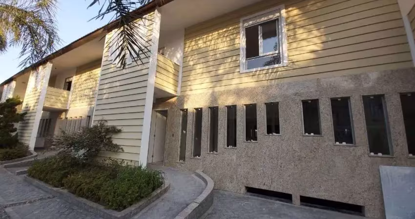 Sobrado com 3 dormitórios à venda, 142 m² por R$ 1.127.496,68 - Mirim - Praia Grande/SP