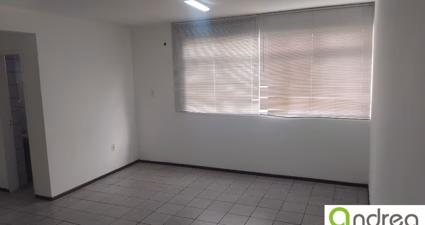 11641 – Sala comercial, ótima localização – Kobrasol – São José