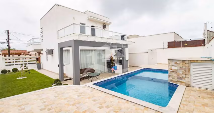 Casa sobrado à venda , 4 quarto(s),  sendo 4 suíte(s)  no bairro jardim icaraiba, 200 metros da praia, peruíbe-sp