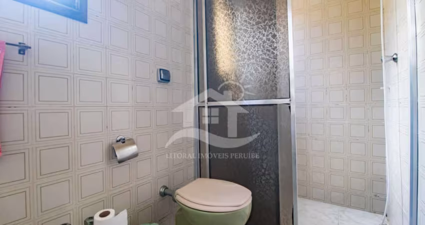 Casa Térrea à venda , 3 quarto(s),  sendo 1 suíte(s)  no bairro Guaraú, 100 metros da praia, Peruíbe-SP