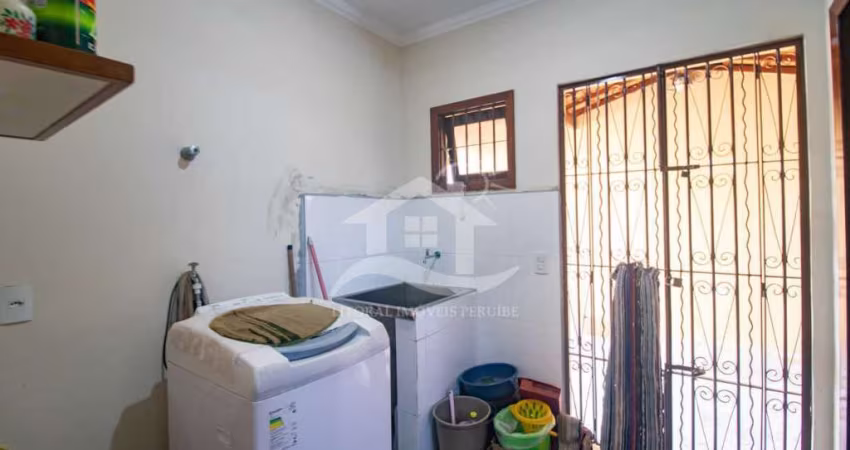 Casa Térrea à venda , 3 quarto(s),  sendo 3 suíte(s)  no bairro Jardim Barra de Jangadas, 700 metros da praia, Peruíbe-SP