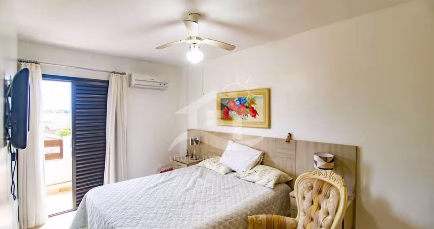 Casa Sobrado à venda , 4 quarto(s),  sendo 4 suíte(s)  no bairro Jardim Imperador, 50 metros da praia, Peruíbe-SP