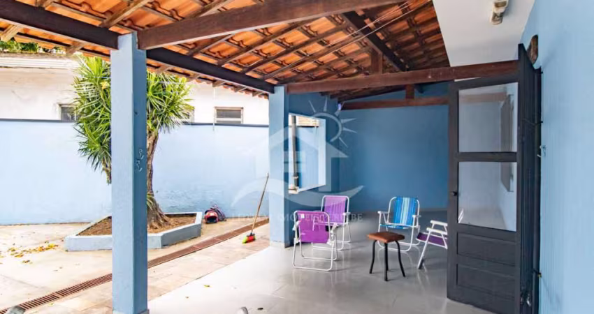 Casa Térrea à venda , 3 quarto(s),   no bairro Jardim Itatins, 2 metros da praia, Peruíbe-SP