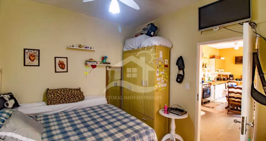 Casa Térrea à venda , 2 quarto(s),  sendo 1 suíte(s)  no bairro Casablanca, 700 metros da praia, Peruíbe-SP
