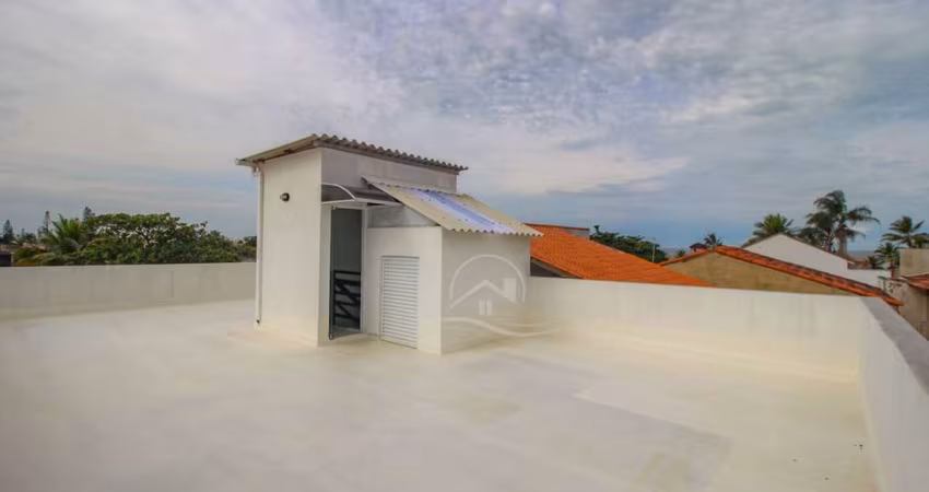 Casa Sobrado à venda , 5 quarto(s),  sendo 1 suíte(s)  no bairro Sambura, 100 metros da praia, Peruíbe-SP