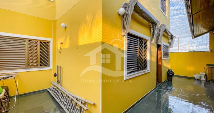 Casa Sobrado à venda , 4 quarto(s),  sendo 2 suíte(s)  no bairro Jardim Casa Blanca, 30 metros da praia, Peruíbe-SP
