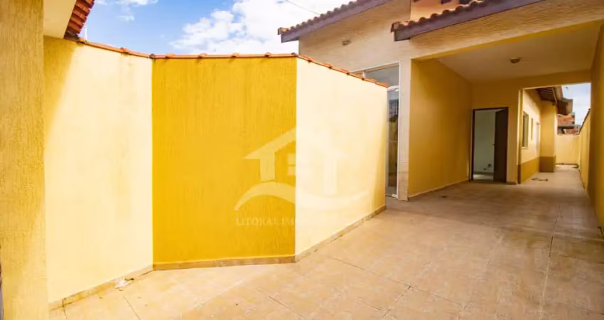Casa térrea à venda , 2 quarto(s),  sendo 1 suíte(s)  no bairro são joão batista 2, 1500 metros da praia, peruíbe-sp