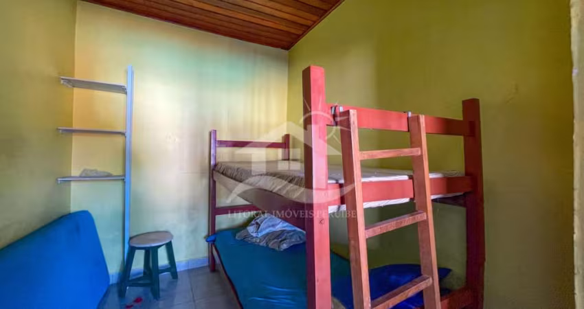 Casa Térrea com Edícula à venda , 2 quarto(s),  sendo 1 suíte(s)  no bairro Jardim Barra de Jangadas, 600 metros da praia, Peruíbe-SP
