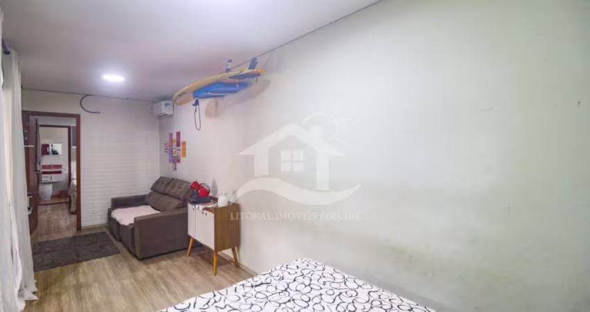 Casa  Contêiner à venda , 1 quarto(s),  sendo 1 suíte(s)  no bairro São José, 800 metros da praia, Peruíbe-SP