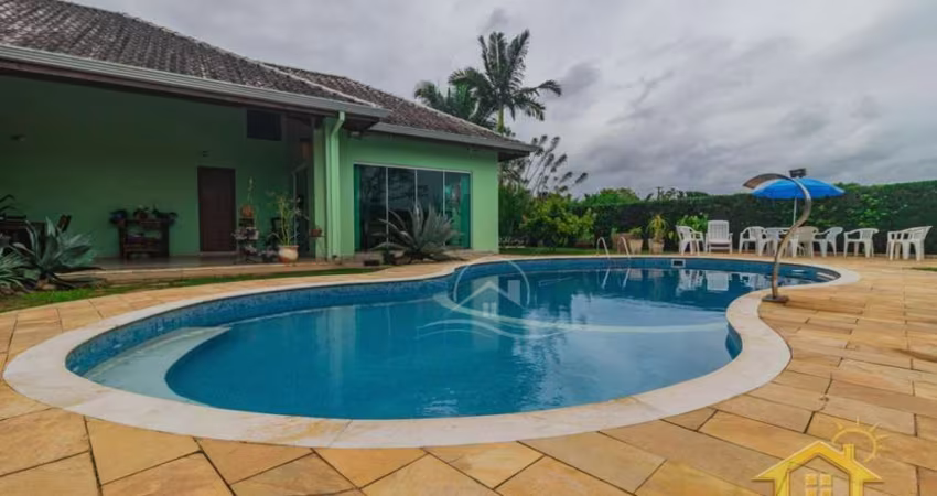 Casa Sobrado à venda , 4 quarto(s),  sendo 4 suíte(s)  no bairro Bougainville Residencial V, 3 metros da praia, Peruíbe-SP