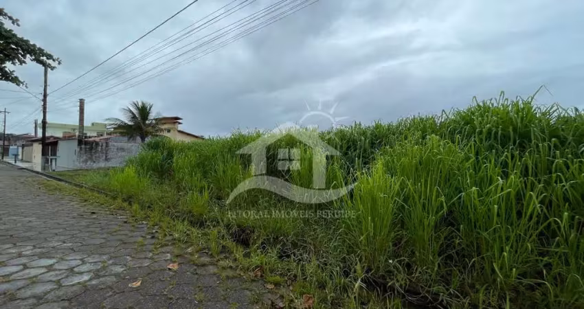 Terreno amplo à venda , ,   no bairro belmira novaes, 100 metros da praia, peruíbe-sp