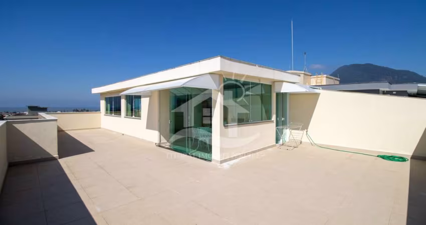 Apartamento Amplo à venda , 3 quarto(s),  sendo 1 suíte(s) (Edificio Brahman) no bairro Centro, 600 metros da praia, Peruíbe-SP