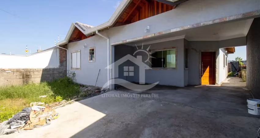 Casa térrea à venda , 3 quarto(s),  sendo 1 suíte(s)  no bairro flora rica, 2 metros da praia, peruíbe-sp