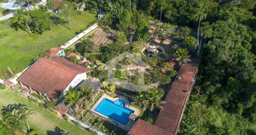 Chácara rural à venda com piscina, ,   no bairro chácaras tamoio, 4000 metros da praia, peruíbe-sp