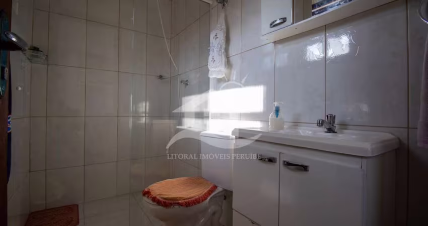 Casa Térrea com piscina à venda com piscina, 4 quarto(s),  sendo 2 suíte(s)  no bairro Estância São Marcos, 7 metros da praia, Peruíbe-SP