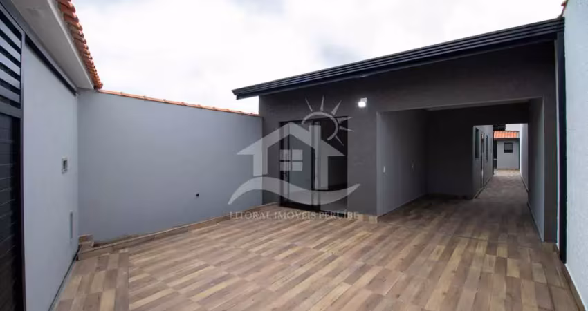 Casa térrea com piscina à venda com piscina, 2 quarto(s),  sendo 1 suíte(s)  no bairro estância dos eucaliptos, 3000 metros da praia, peruíbe-sp