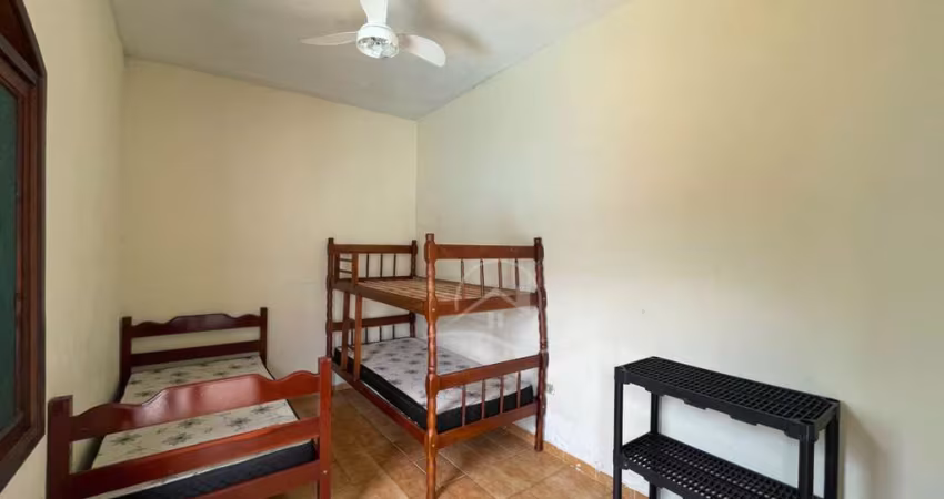 Casa Térrea à venda com piscina, 3 quarto(s),  sendo 1 suíte(s)  no bairro Ribamar, 300 metros da praia, Peruíbe-SP