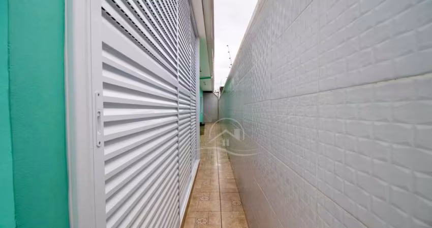 Casa Térrea com piscina à venda com piscina, 3 quarto(s),  sendo 2 suíte(s)  no bairro Arpoador, 160 metros da praia, Peruíbe-SP
