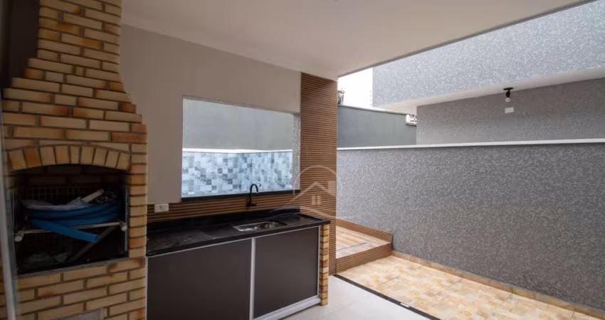 Casa Térrea à venda , 2 quarto(s),  sendo 1 suíte(s)  no bairro Vila Romar, 1500 metros da praia, Peruíbe-SP