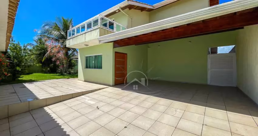 Casa sobrado à venda , 5 quarto(s),  sendo 3 suíte(s)  no bairro jardim peruíbe, 2 metros da praia, peruíbe-sp